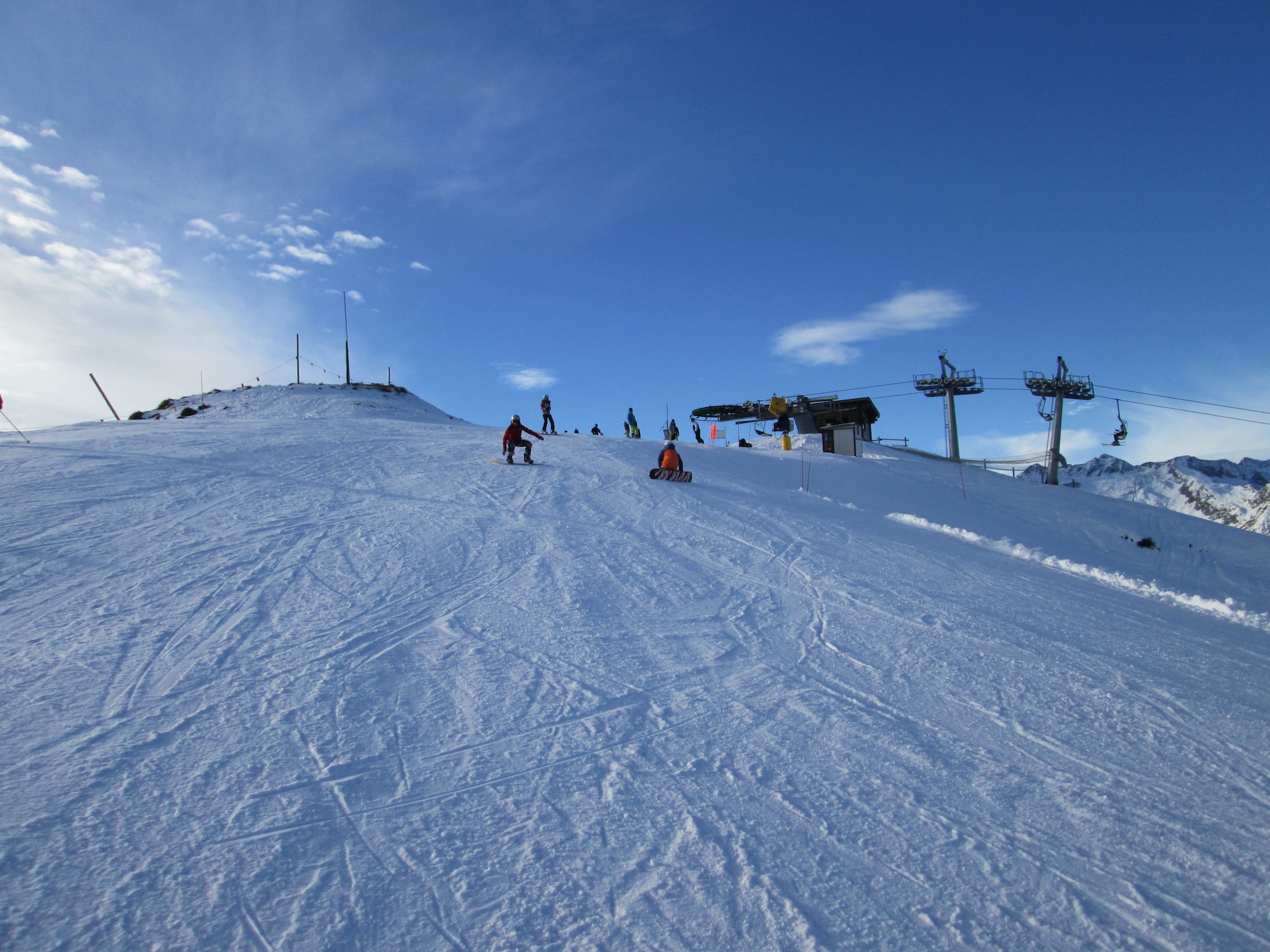 Oltre un metro di neve all’Alpe di Mera. Nel weekend piste aperte e Mera’s Cup
